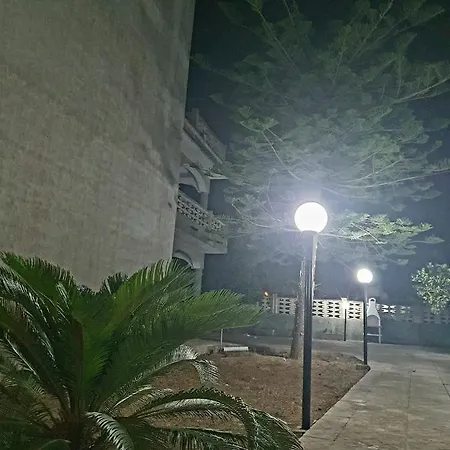 Pugliabeachapartments 2 * Pulsano