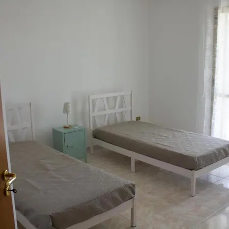 Pugliabeachapartments 2 * Pulsano